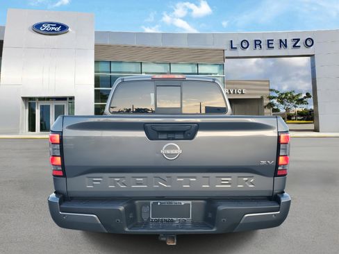 Used 2022 Nissan Frontier SV image 6