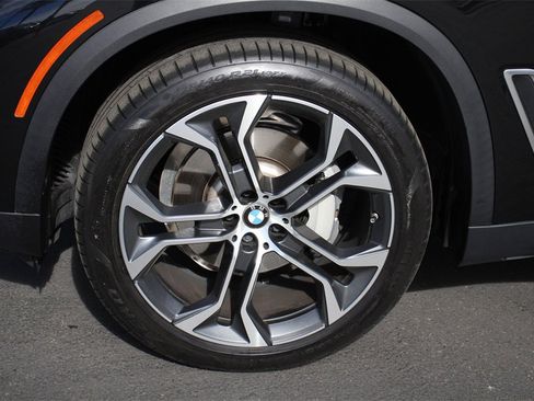 Used 2023 BMW X5 sDrive40i w/ Parking Assistance Package image 14