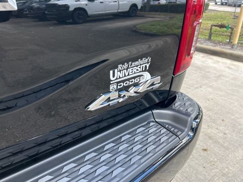 Used 2025 RAM 2500 Limited image 26