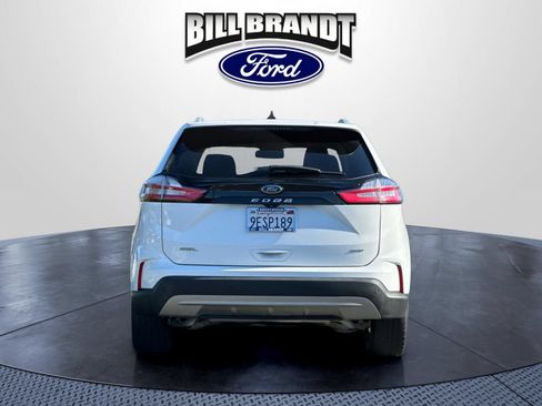 Certified 2022 Ford Edge SEL w/ Convenience Package AWD/4WD image 4
