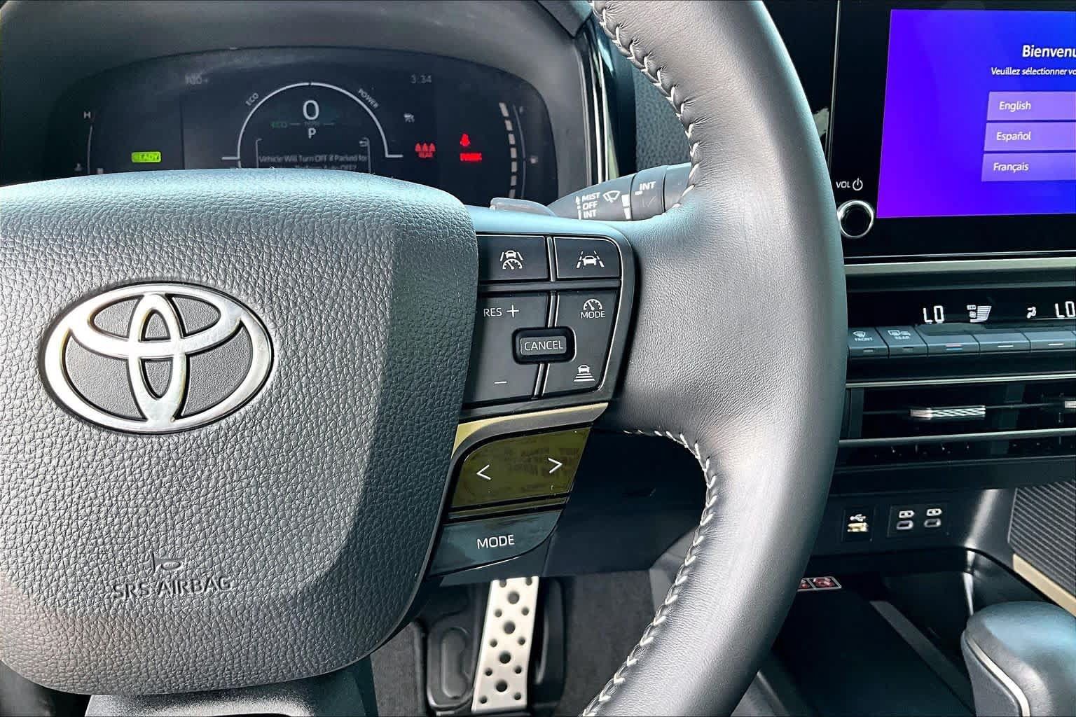 Used 2026 Toyota Camry SE w/ Convenience Package FWD image 25