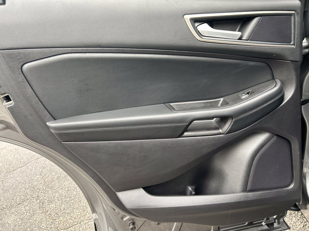 Used 2021 Ford Edge SEL w/ Convenience Package FWD image 23