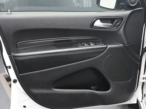 Used 2022 Dodge Durango SXT w/ Anodized Platinum Package image 16