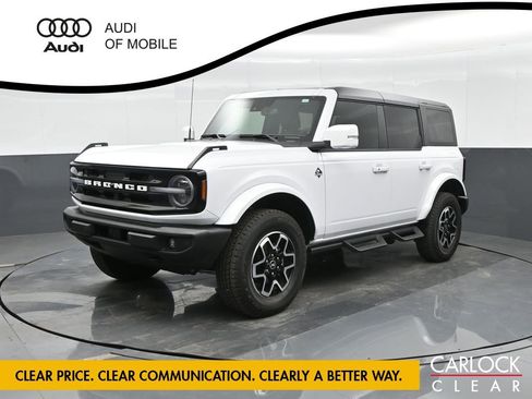 Used 2024 Ford Bronco Outer Banks image 1