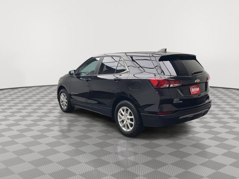 Certified 2022 Chevrolet Equinox LT image 2