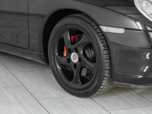 Used 2001 Porsche 911 Carrera 4 image 41