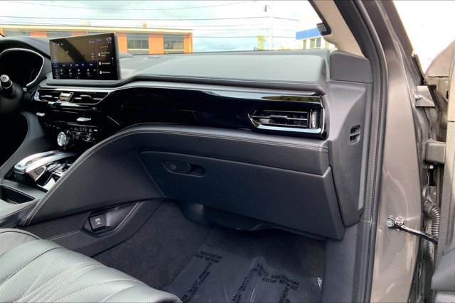 Used 2026 Acura MDX w/ Advance Package AWD/4WD image 16