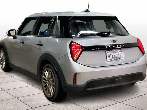 Certified 2025 MINI Cooper 4-Door Hardtop image 14