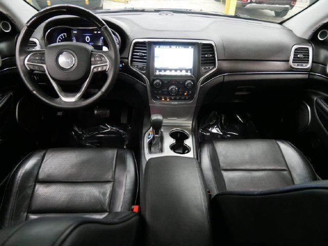Used 2017 Jeep Grand Cherokee Summit AWD/4WD image 12