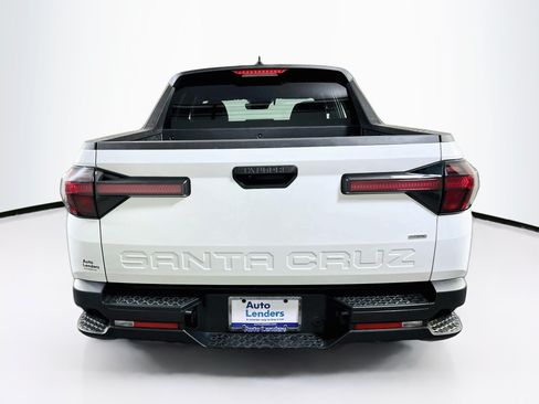 Used 2025 Hyundai Santa Cruz SE AWD/4WD image 6