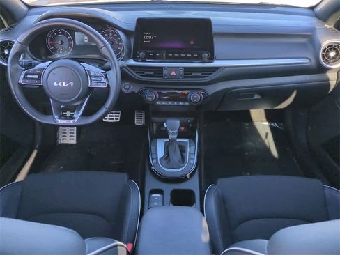 Used 2024 Kia Forte GT-Line w/ GT-Line Premium Package image 7