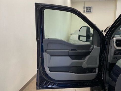 New 2024 Ford F550 4x4 Regular Cab Super Duty image 10