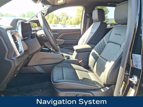 Used 2025 GMC Canyon Denali w/ LPO, Denali Black Edition AWD/4WD image 2