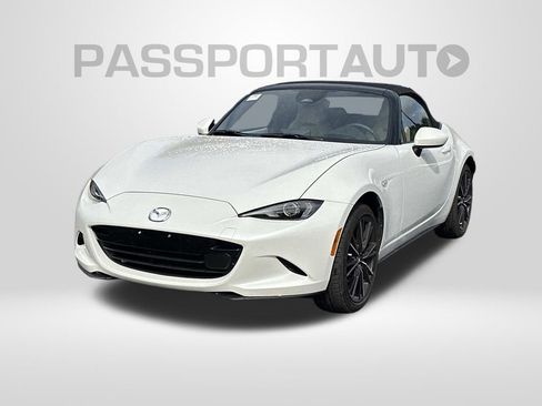 Used 2025 MAZDA MX-5 Miata Grand Touring image 1