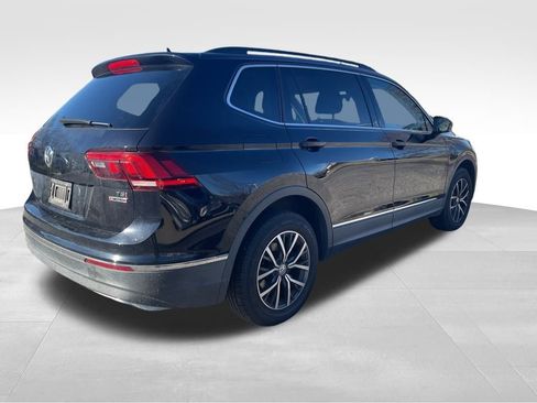 Used 2018 Volkswagen Tiguan SE image 10