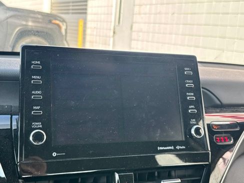 Used 2023 Toyota Camry XSE FWD image 14