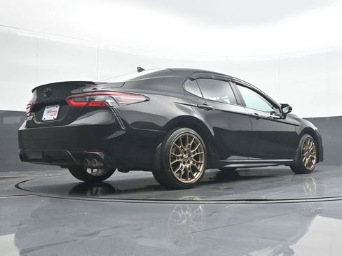 Used 2024 Toyota Camry SE w/ Convenience Package image 30