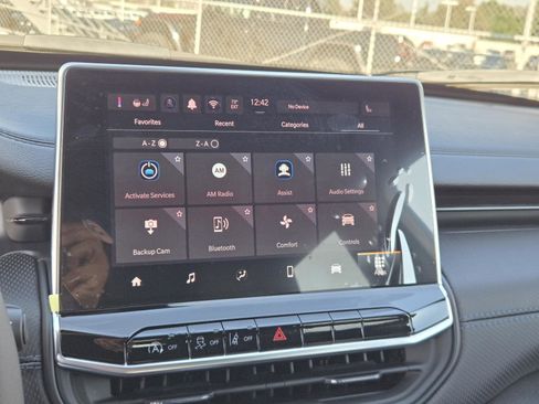 Used 2026 Jeep Compass Latitude image 7