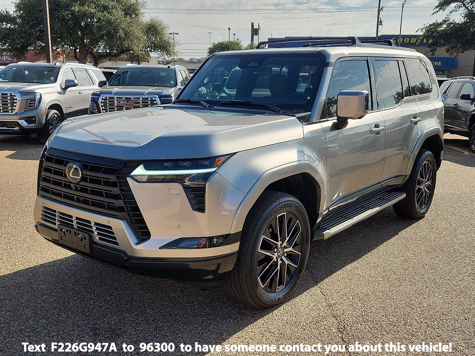 Used 2025 Lexus GX 550 w/ Accessory Package (2T) AWD/4WD image 1