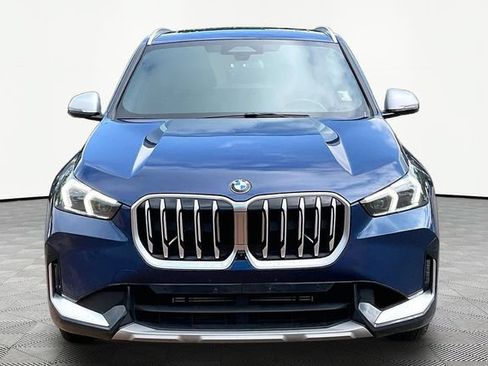 Used 2023 BMW X1 xDrive28i w/ Premium Package AWD/4WD image 2