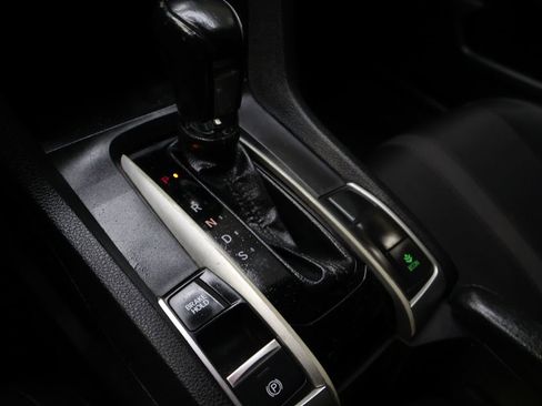 Used 2019 Honda Civic Sport image 24