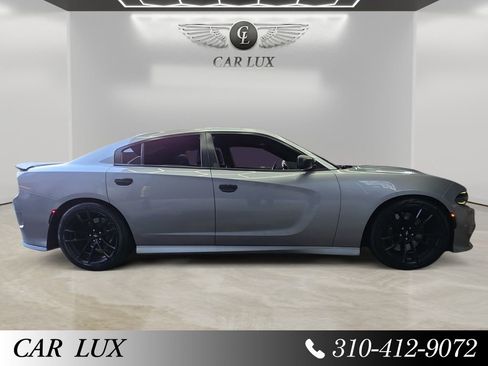 Used 2017 Dodge Charger R/T image 6