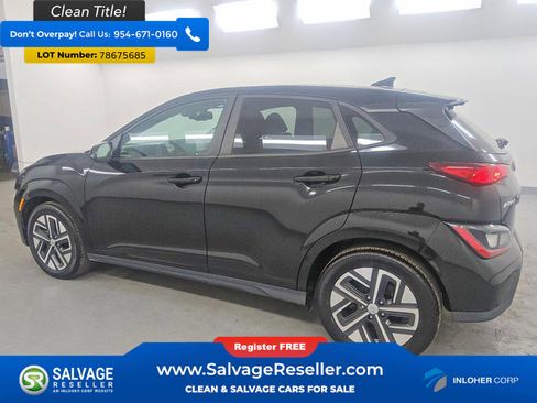 Used 2022 Hyundai Kona SEL w/ Convenience Package image 3