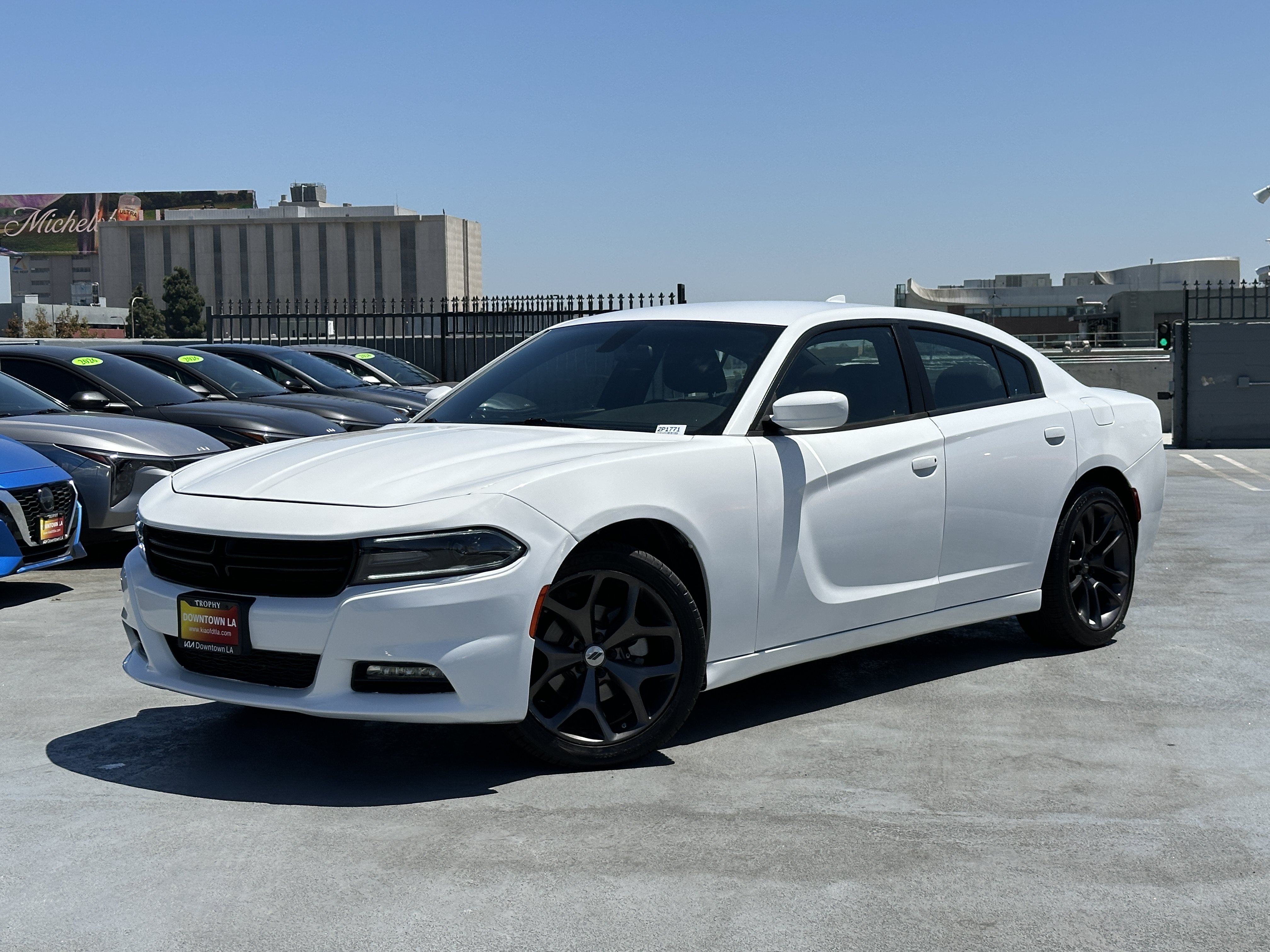 Used 2023 Dodge Charger SXT RWD image 2