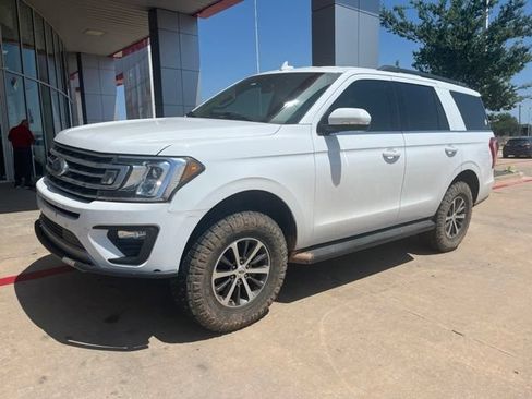 Used 2020 Ford Expedition XLT w/ Equipment Group 201A AWD/4WD image 1