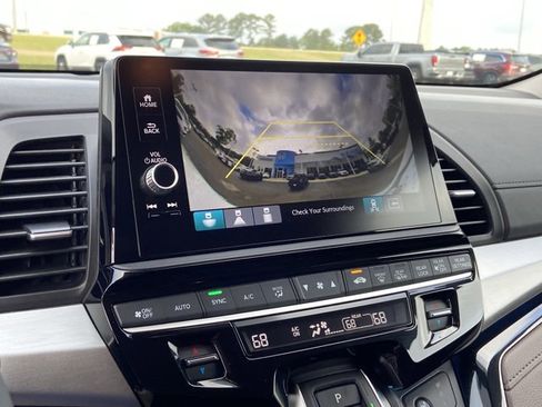 Used 2025 Honda Odyssey Touring image 36