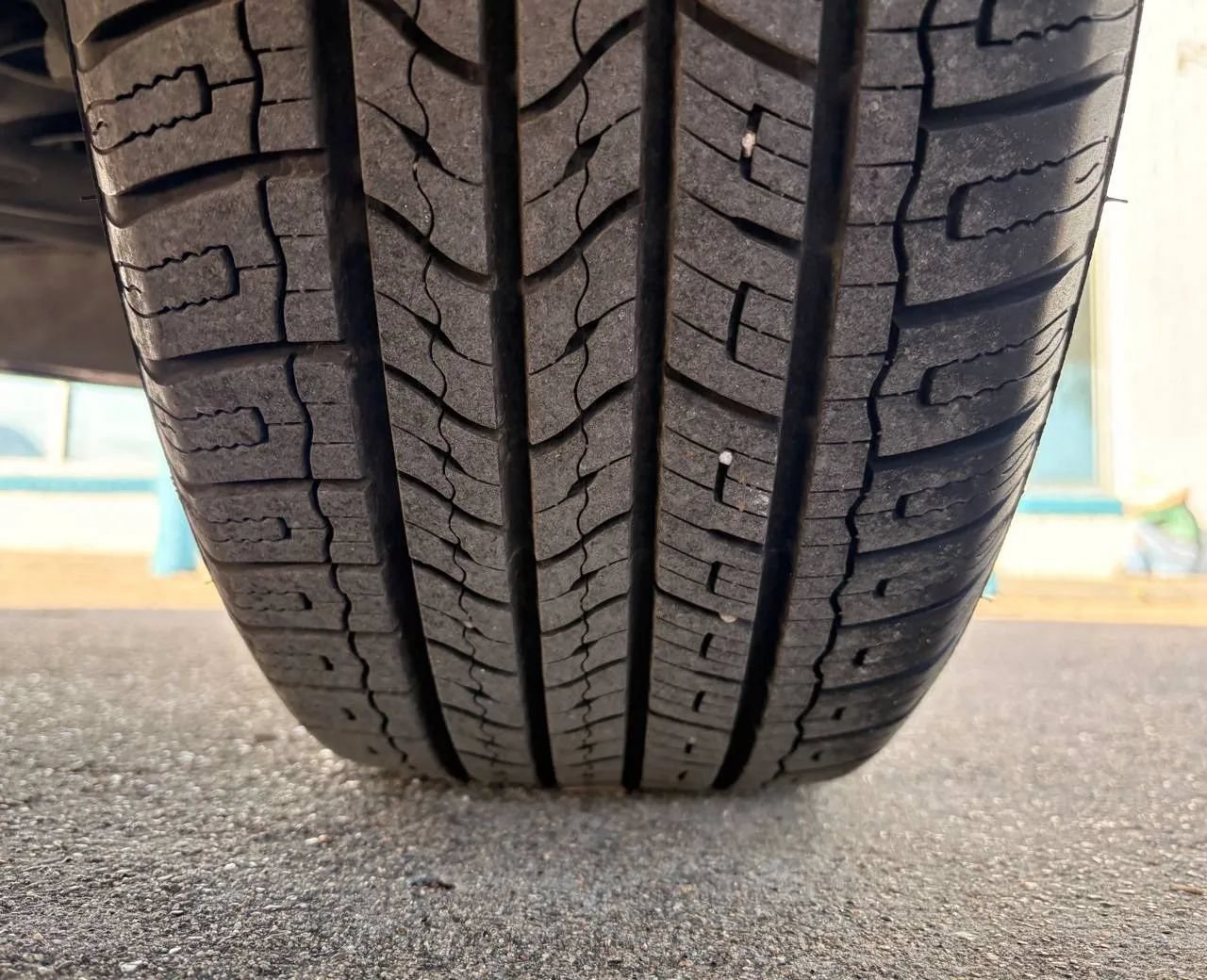 Used 2018 Chevrolet Equinox LT w/ LPO, Protection Package FWD image 11
