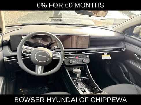 New 2026 Hyundai Tucson SE image 6