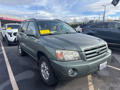 Used 2005 Toyota Highlander V6 image 1