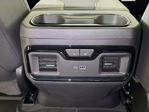New 2026 Chevrolet Silverado 1500 ZR2 AWD/4WD image 14