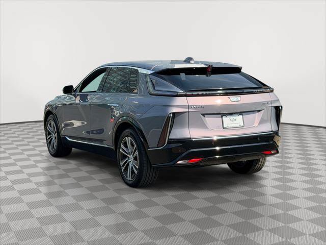 Used 2025 Cadillac Lyriq Luxury AWD/4WD image 5