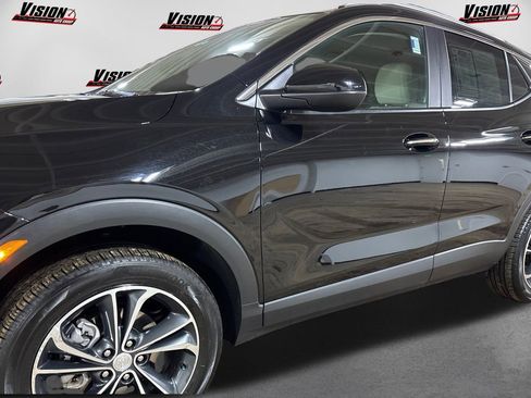 Used 2023 Buick Encore GX Select image 12