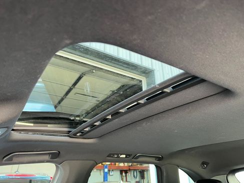 Used 2014 Porsche Cayenne Diesel Platinum Edition AWD/4WD image 44