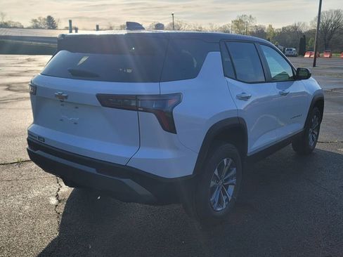 New 2026 Chevrolet Equinox LT FWD image 12