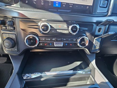 New 2026 Ford F350 Lariat w/ Lariat Premium Package image 41