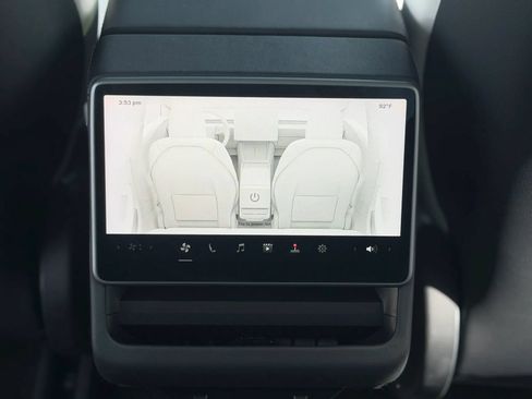 Used 2024 Tesla Model 3 Standard Range RWD image 29