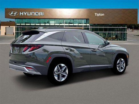 New 2026 Hyundai Tucson SEL image 8