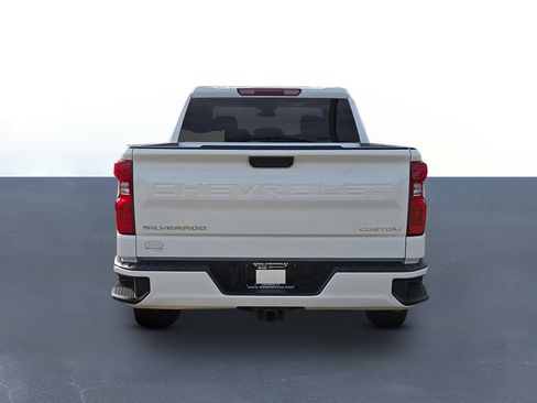 New 2026 Chevrolet Silverado 1500 Custom image 6