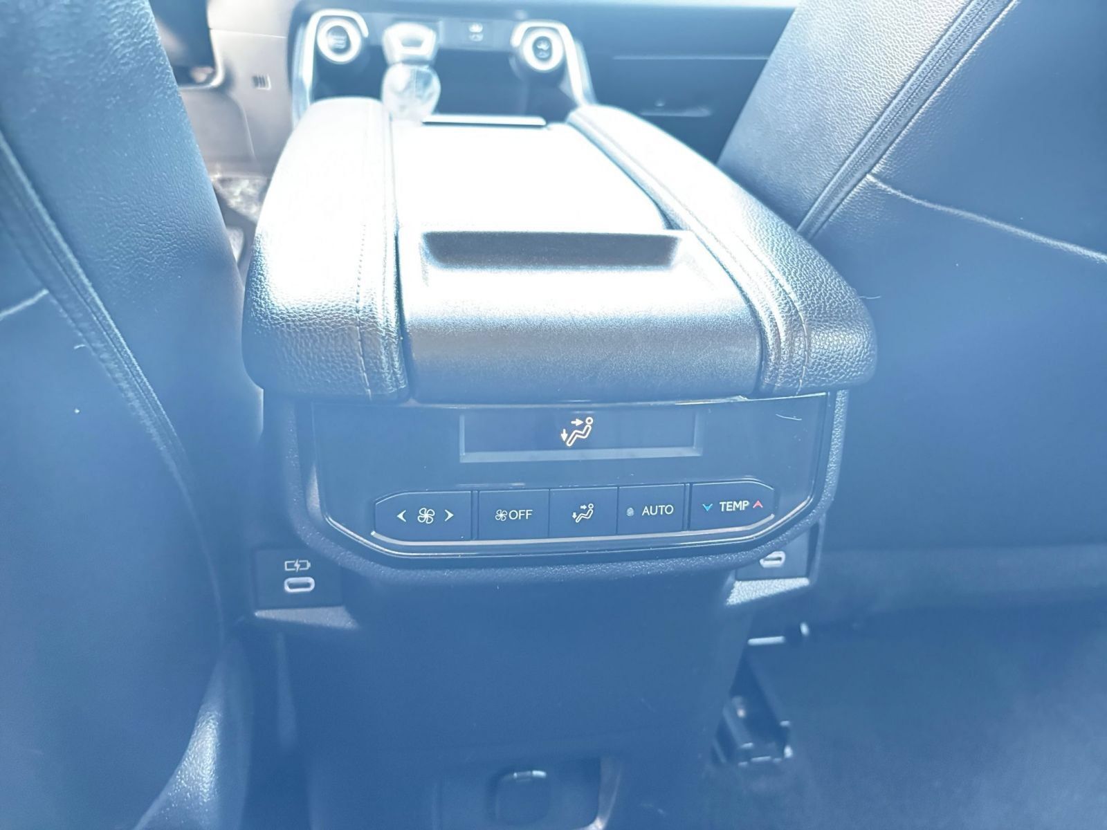 Used 2024 Toyota Grand Highlander AWD image 24