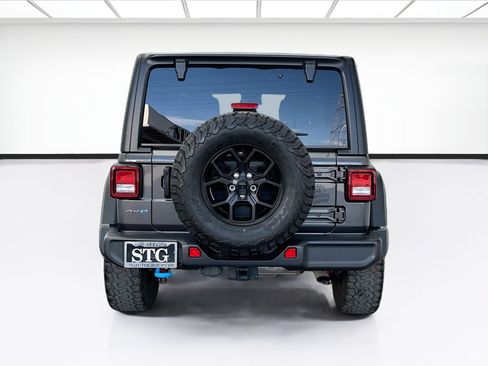 Used 2024 Jeep Wrangler Unlimited AWD/4WD image 5
