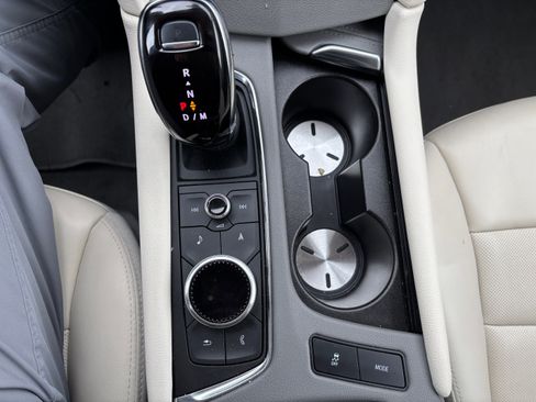 Used 2024 Cadillac XT5 Premium Luxury image 14