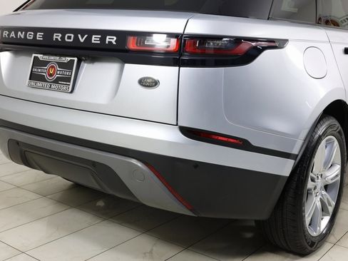 Used 2019 Land Rover Range Rover Velar S image 41