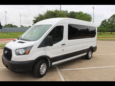 Used 2024 Ford Transit 350 XL RWD image 4