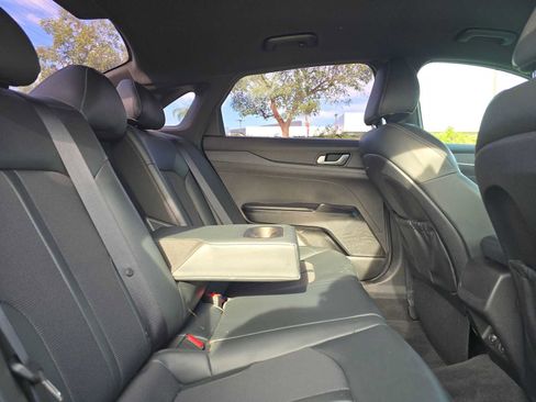 Used 2022 Kia K5 GT-Line image 12