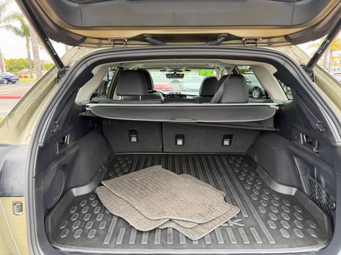Used 2024 Subaru Outback Limited AWD/4WD image 6