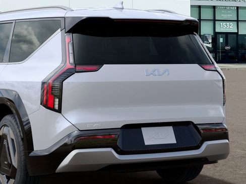 New 2026 Kia EV9 Land AWD/4WD image 14